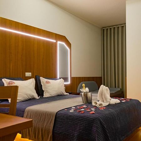 Motel Paraiso Do Braseiro Вила-Нова-ди-Гая Экстерьер фото