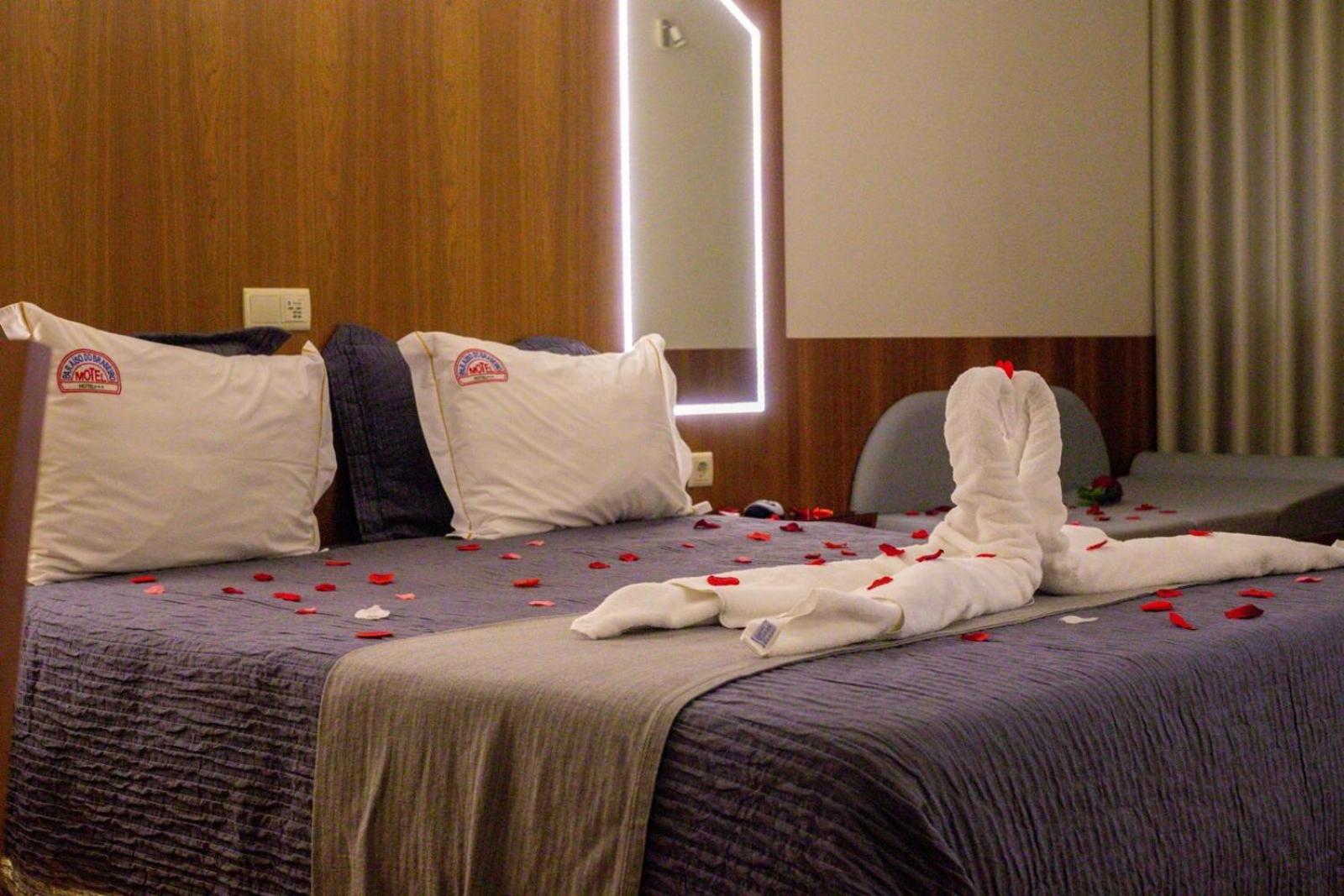 Motel Paraiso Do Braseiro Вила-Нова-ди-Гая Экстерьер фото
